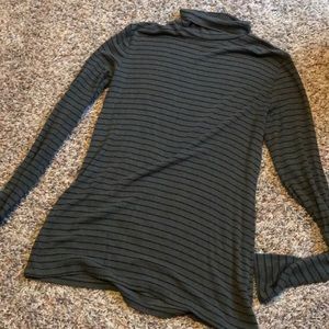 Striped turtle neck